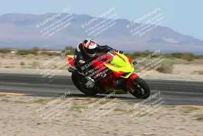 media/Mar-10-2024-SoCal Trackdays (Sun) [[6228d7c590]]/12-Turn 14 Inside (145pm)/